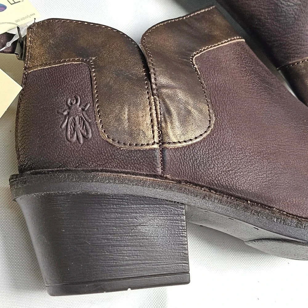 FLY LONDON Cupi/Bard Leather Ankle Boots‎ Bronze Detail Block Heel Zip Size 35